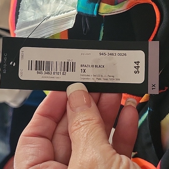 Top - Picture 3 of 3